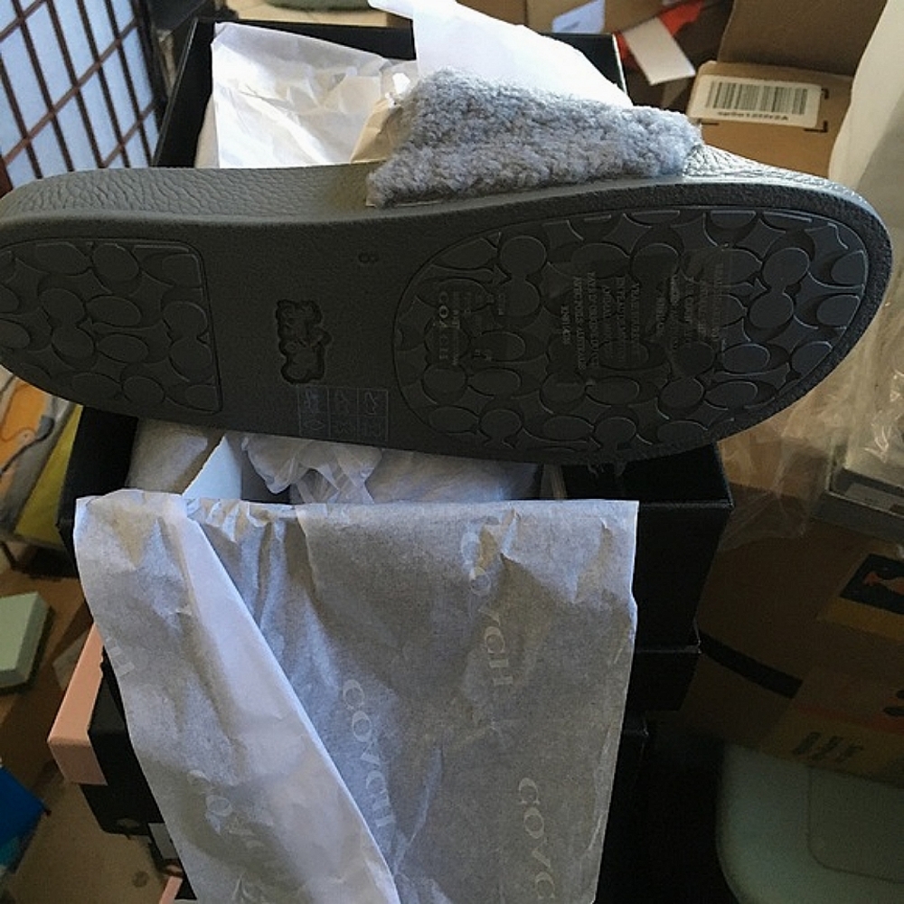 Coach Slide With Shearling - Picture 4 of 8